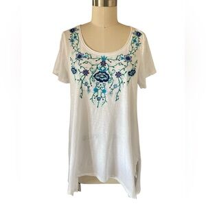 Floral Embroidered White and Blue Women's Swing Tee